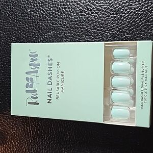 Red Aspen Nail Dashes Megan's Mint Julep